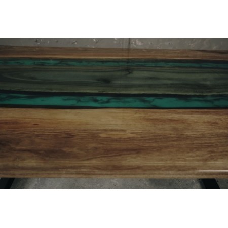 Стол из эпоксидной смолы А-20